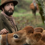 Review Film First Cow Bisnis Kue Dua Imigran di Oregon